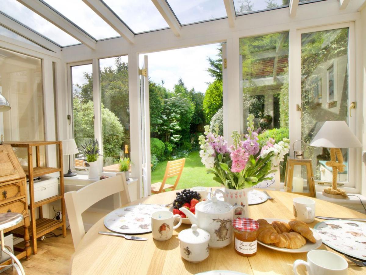 Valentine Cottage - Housity