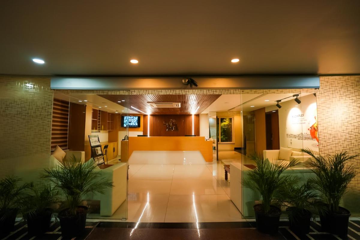 HOTEL SUNRISE HOSPITALITY - Housity