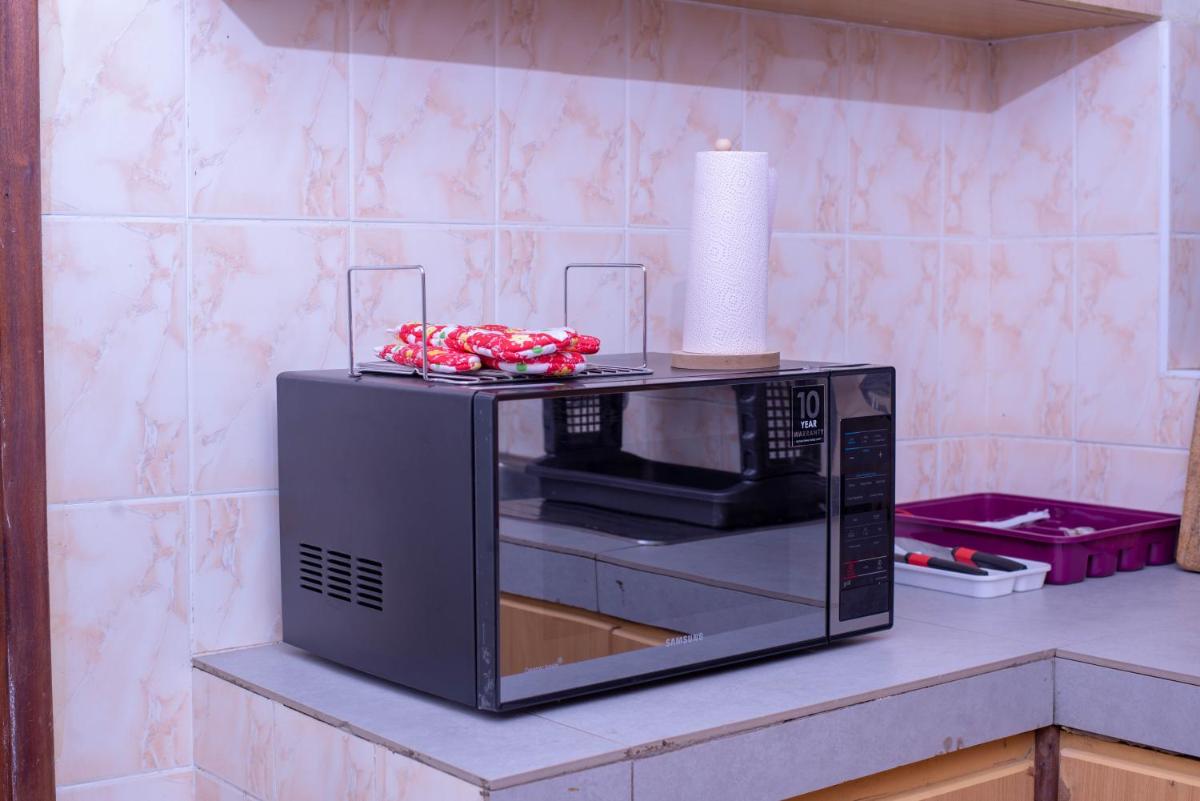 Suitetrails - DK HOMES, A two-Bedroom Apartment Near KEMRI