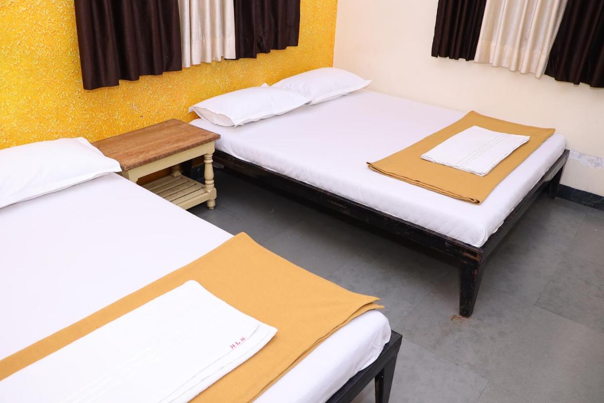 Hotel laxminarayan - Housity