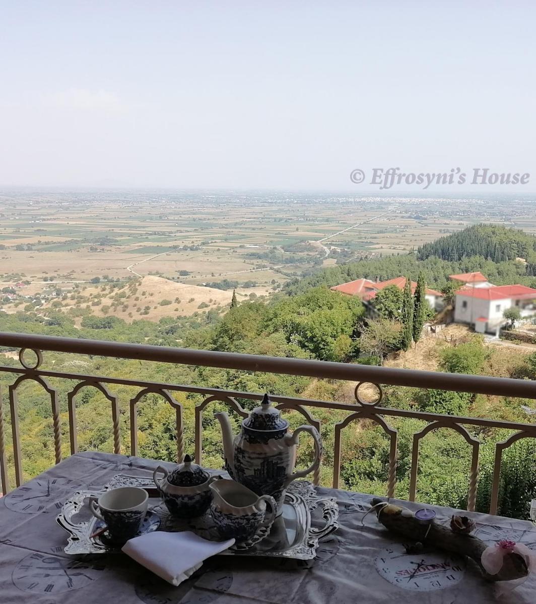 Effrosyni's House - Housity