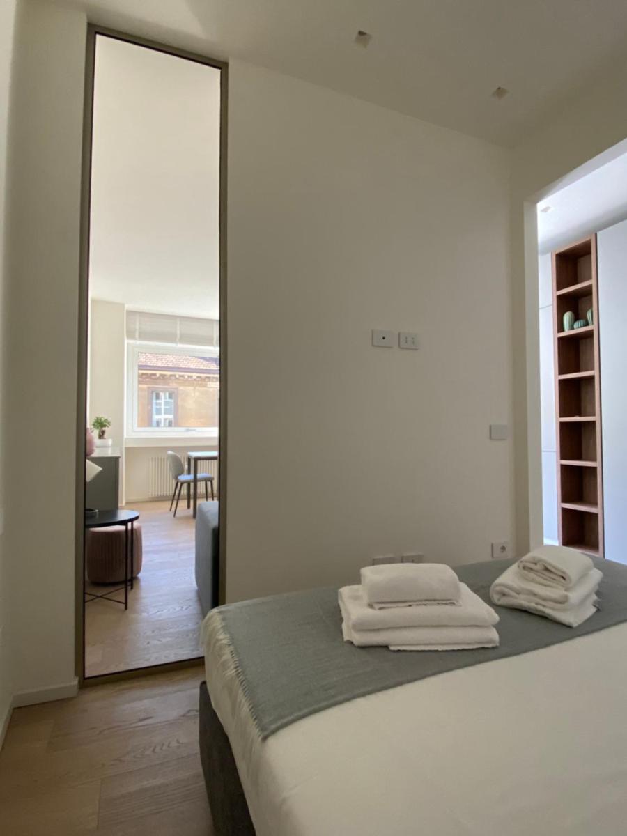 Torino 64 - Duomo City Center Luxury Apartment Perfect x2! - Housity