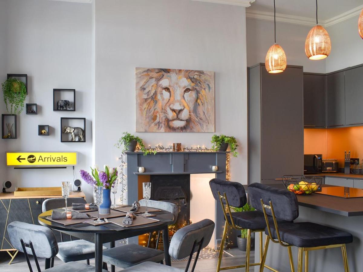Harbour Retreat - Housity