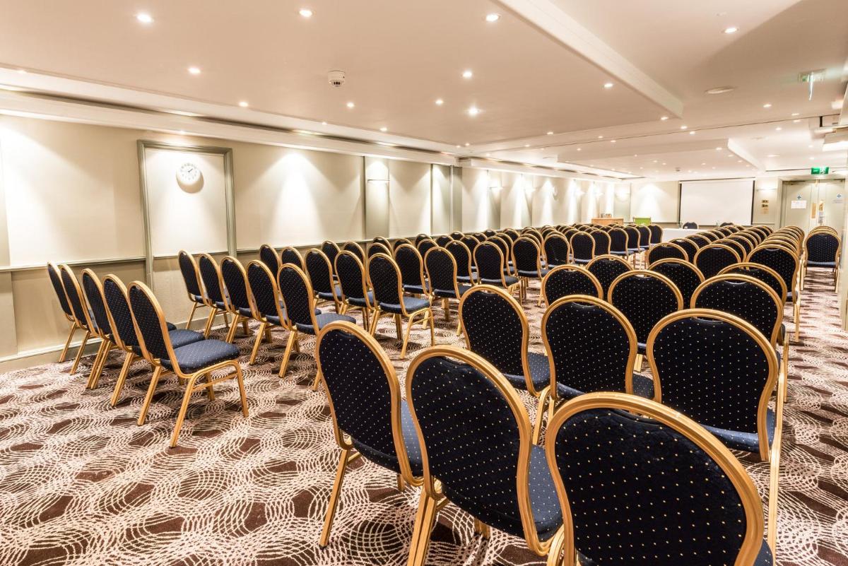 Holiday Inn Brighton Seafront, an IHG Hotel - Housity