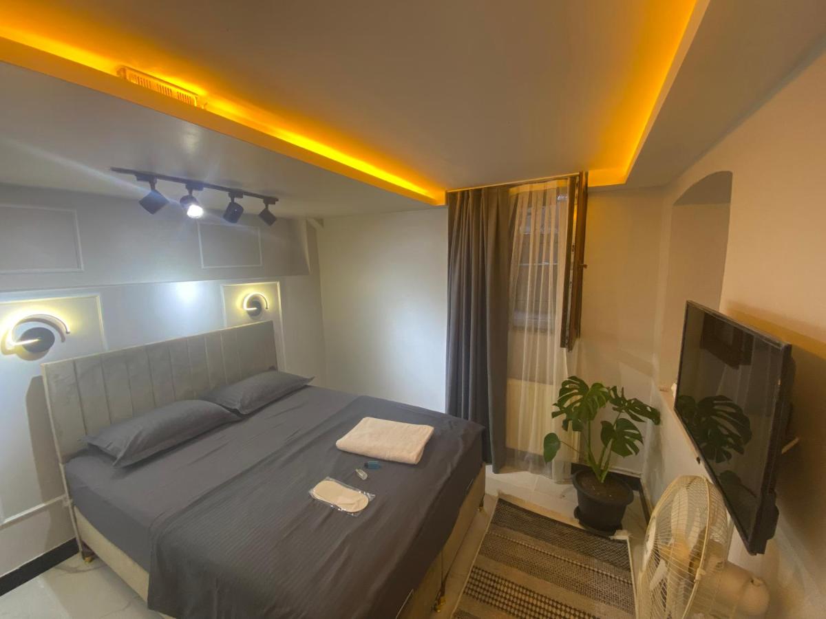 Moon suit taksim - Housity