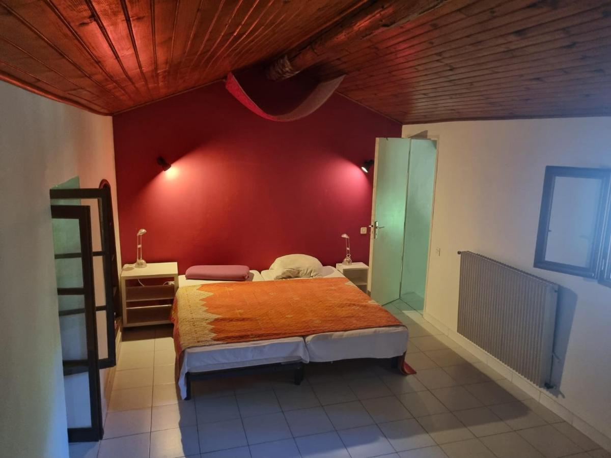 Traditional Provence house - Housity