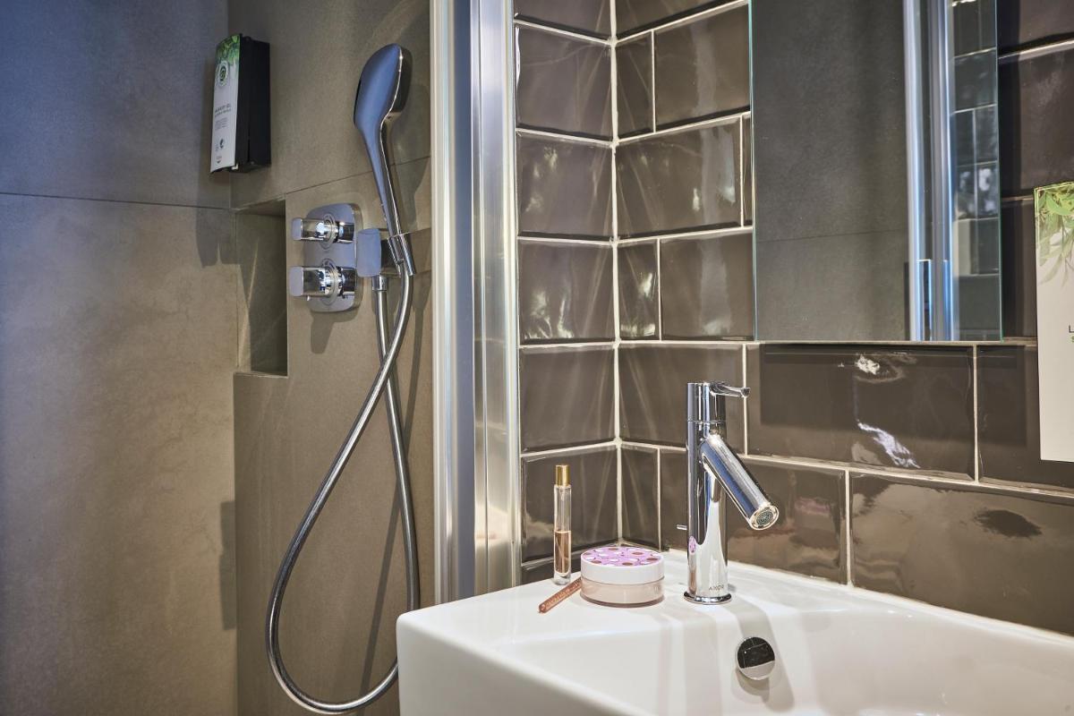 Hotel Campanile Paris-Bercy Village - Housity