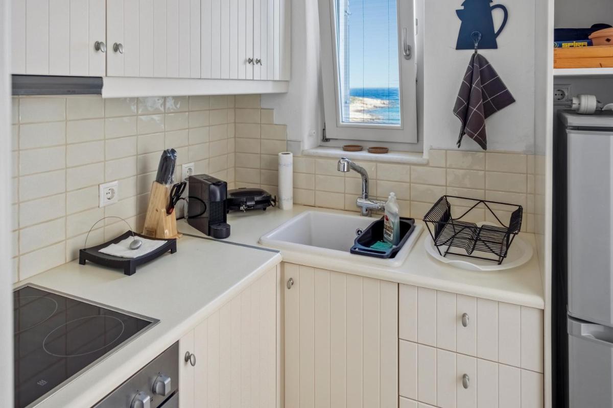 Studio with Seaview at Faragas - Housity