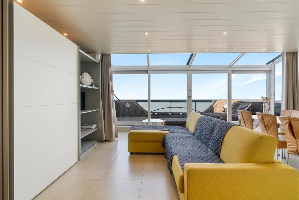 Penthouse app met imposant & eindeloos zeezicht - Housity