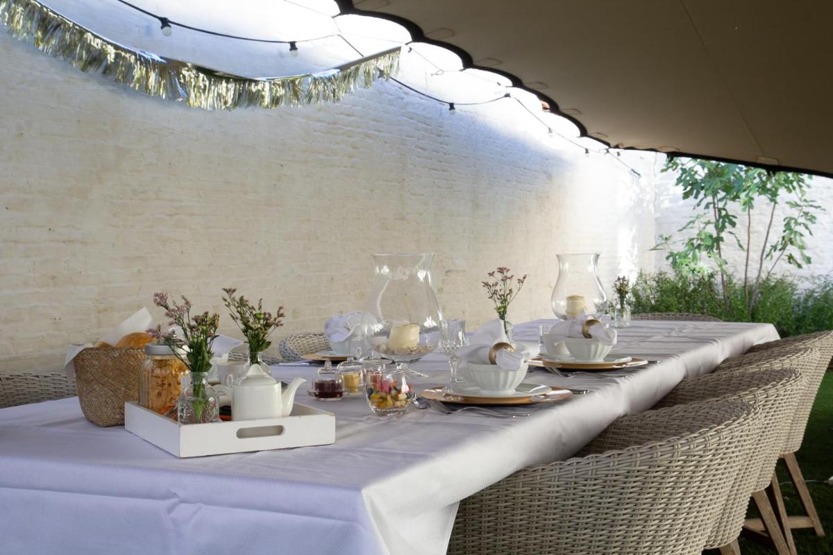 The Hamptons Boutique Hotel - Hizvo