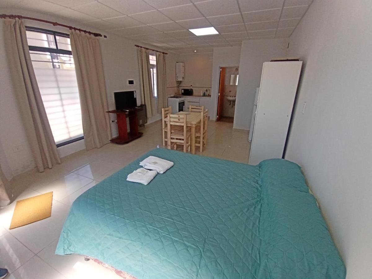 Hermoso monoambiente en el centro de Concordia - Housity