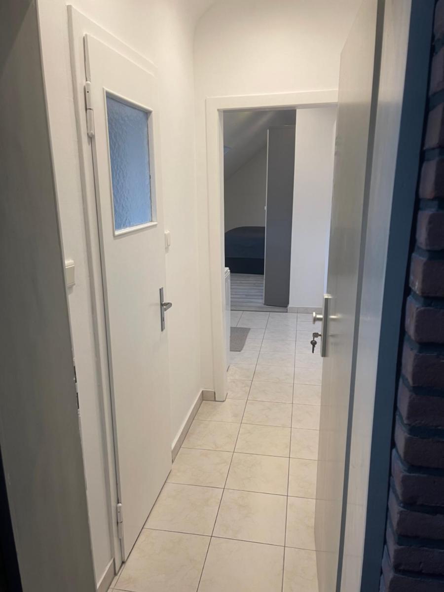 Ferienwohnung OG Zentrum Neuss - Housity