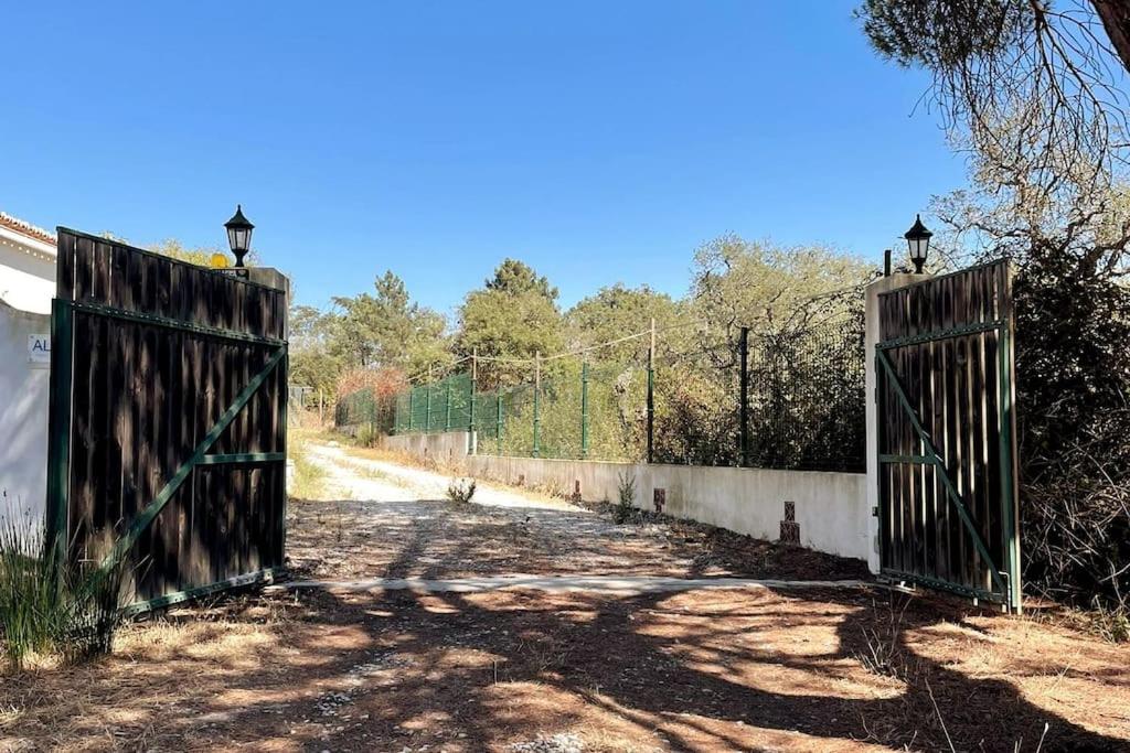 A comfortable farmhouse on 4 hectares in Melides - Housity
