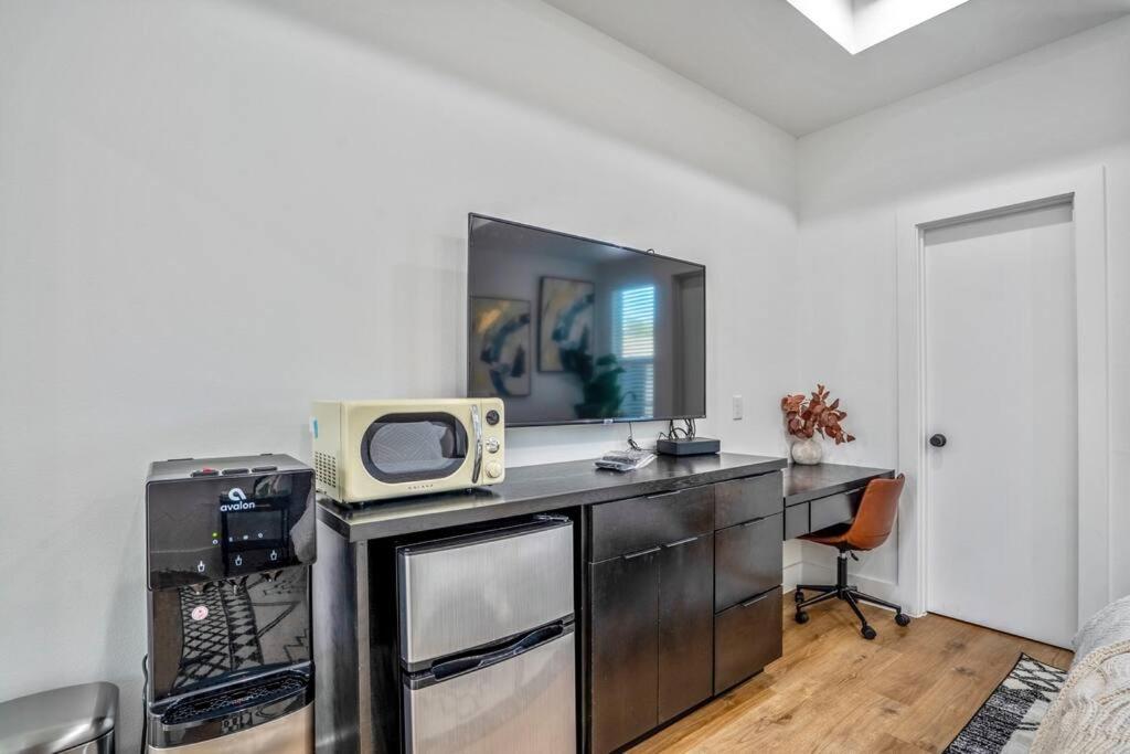 Nestled Nook Studio #3 @ East End Revitalized - Housity