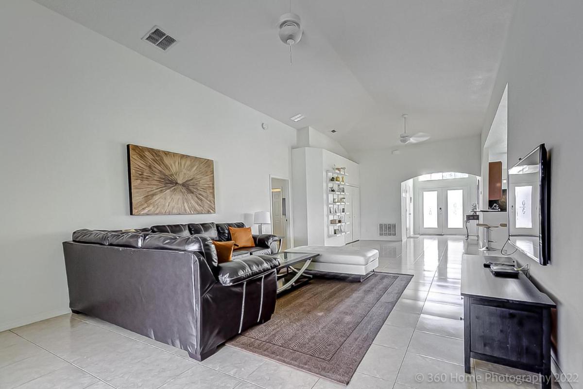 Suitetrails - Yellow Diamond Villa