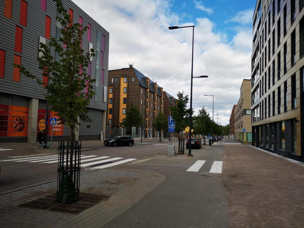 DEACTIVATED Ruby studio 5min to Vantaa Airport and 20min to Helsinki center - Housity