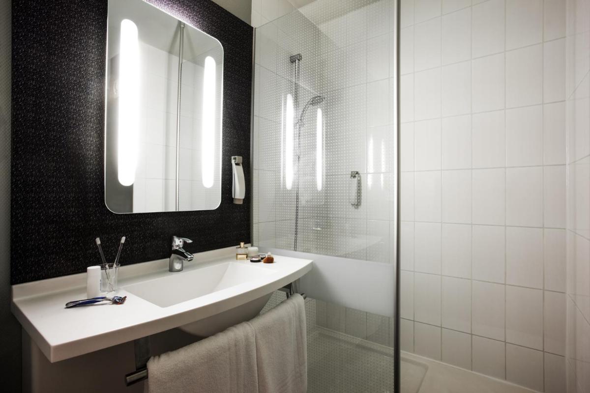ibis Pau Lescar - Housity