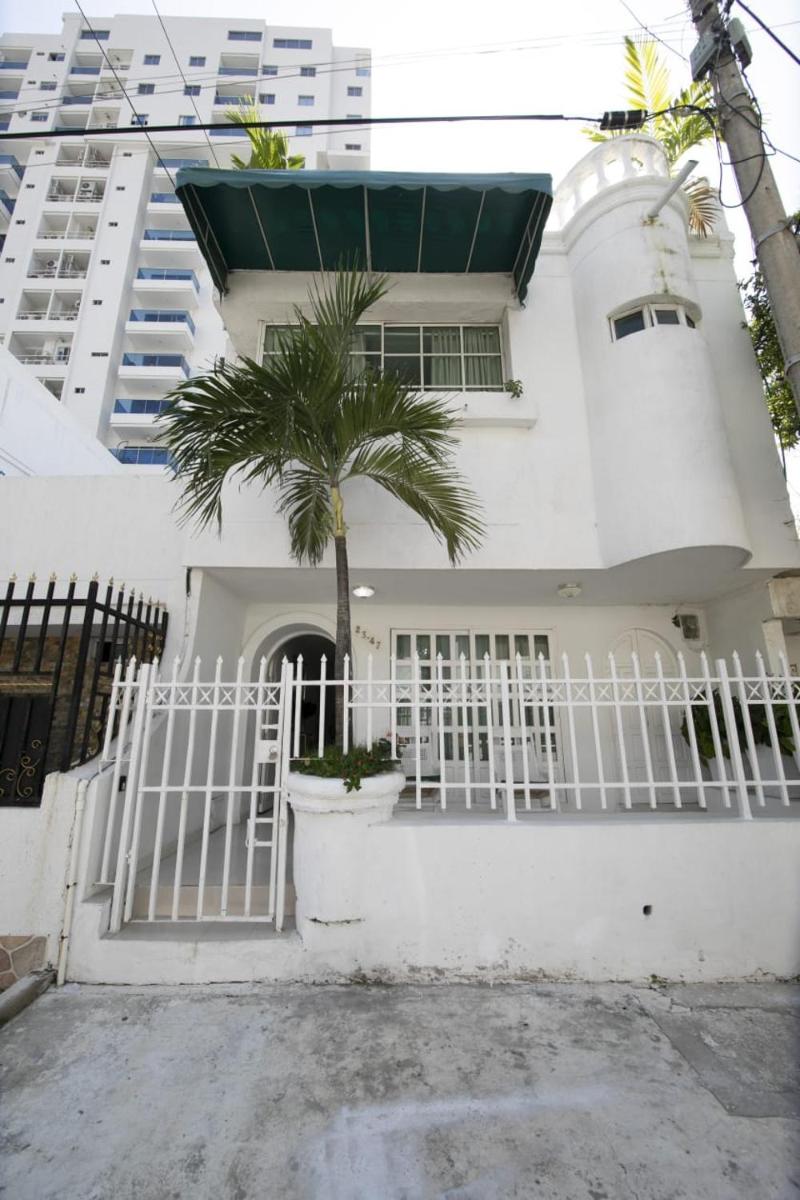 Hostal Casa Dandy - Housity