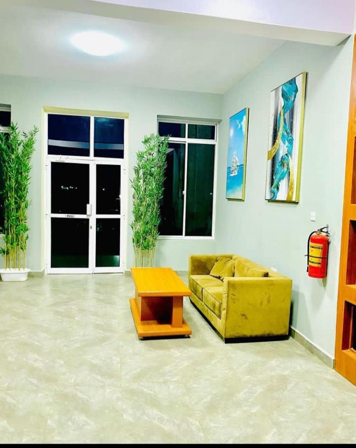 HOTEL ESPERANZA - Housity