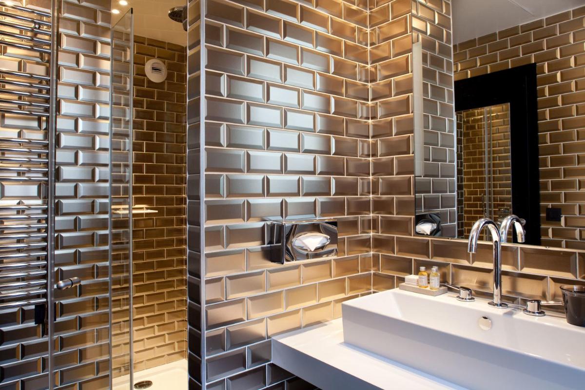 Salle de bains dans l'établissement Hotel L’Antoine