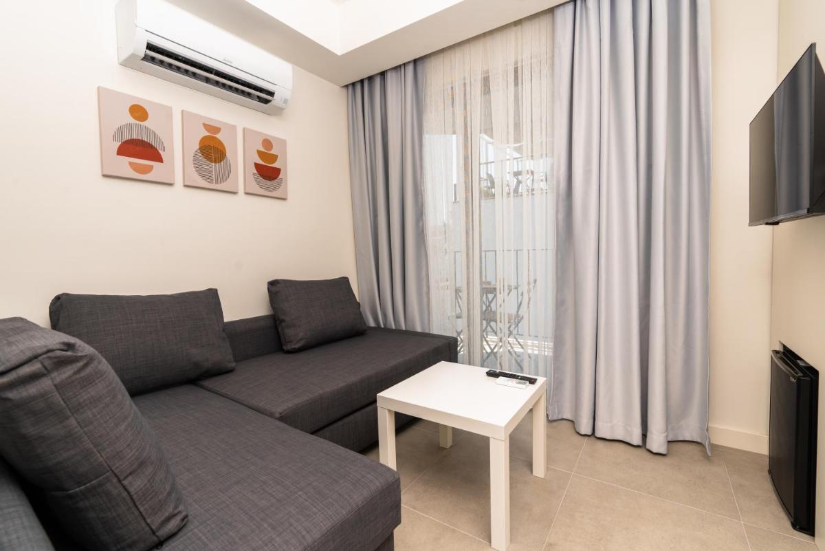 KAŞ EVDERHAN - Housity