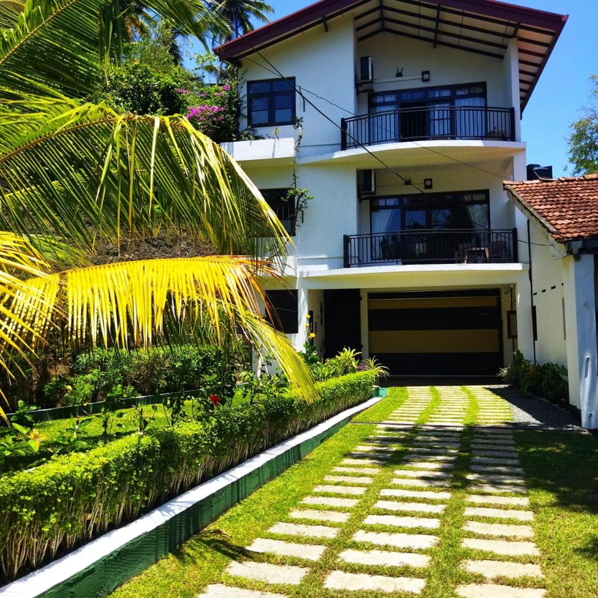 Edelweiss Residence - Housity