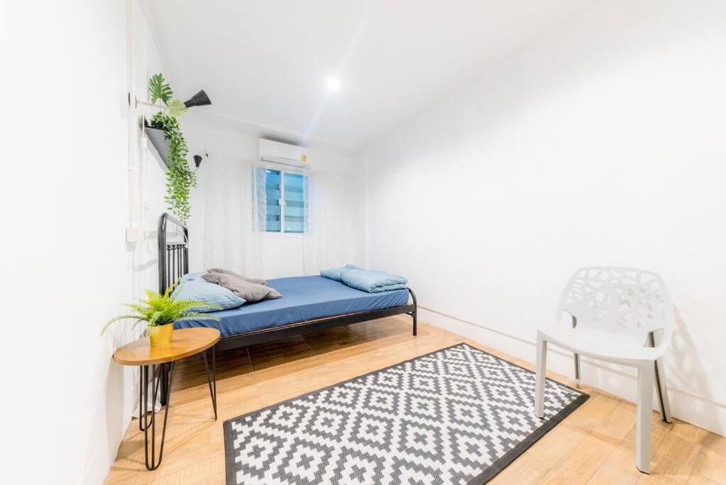 Thai private House in old town Bangkok 3 bedrooms* - Housity