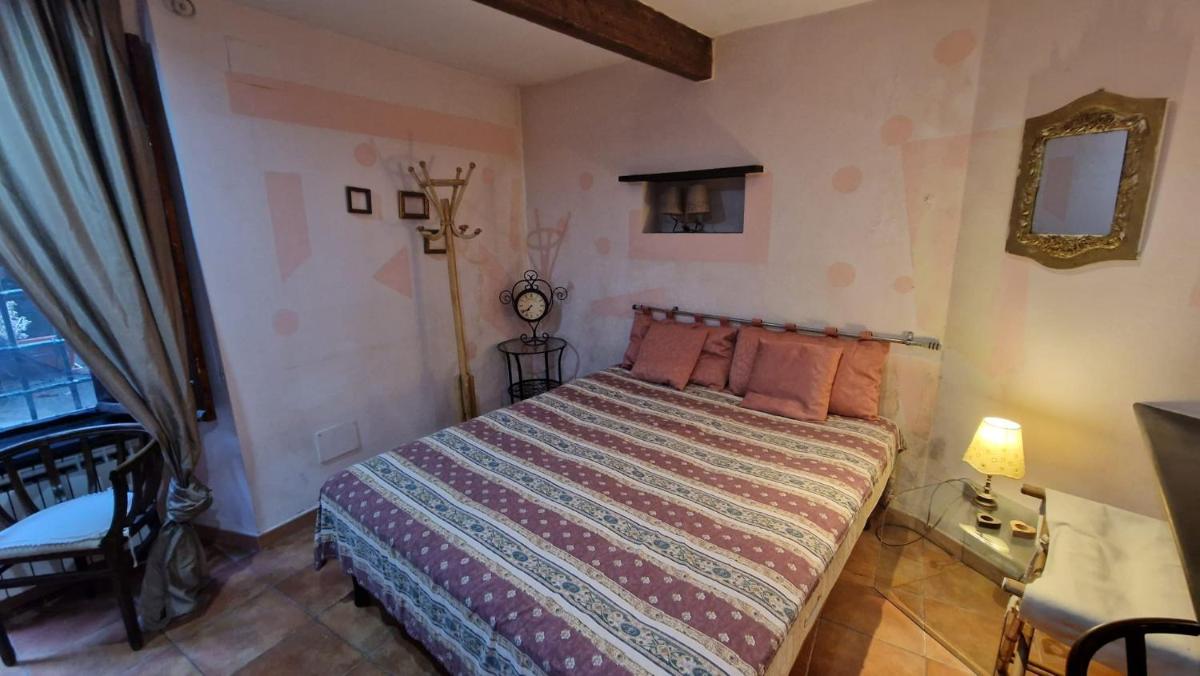 Monolocale in tipica casa ligure - Housity