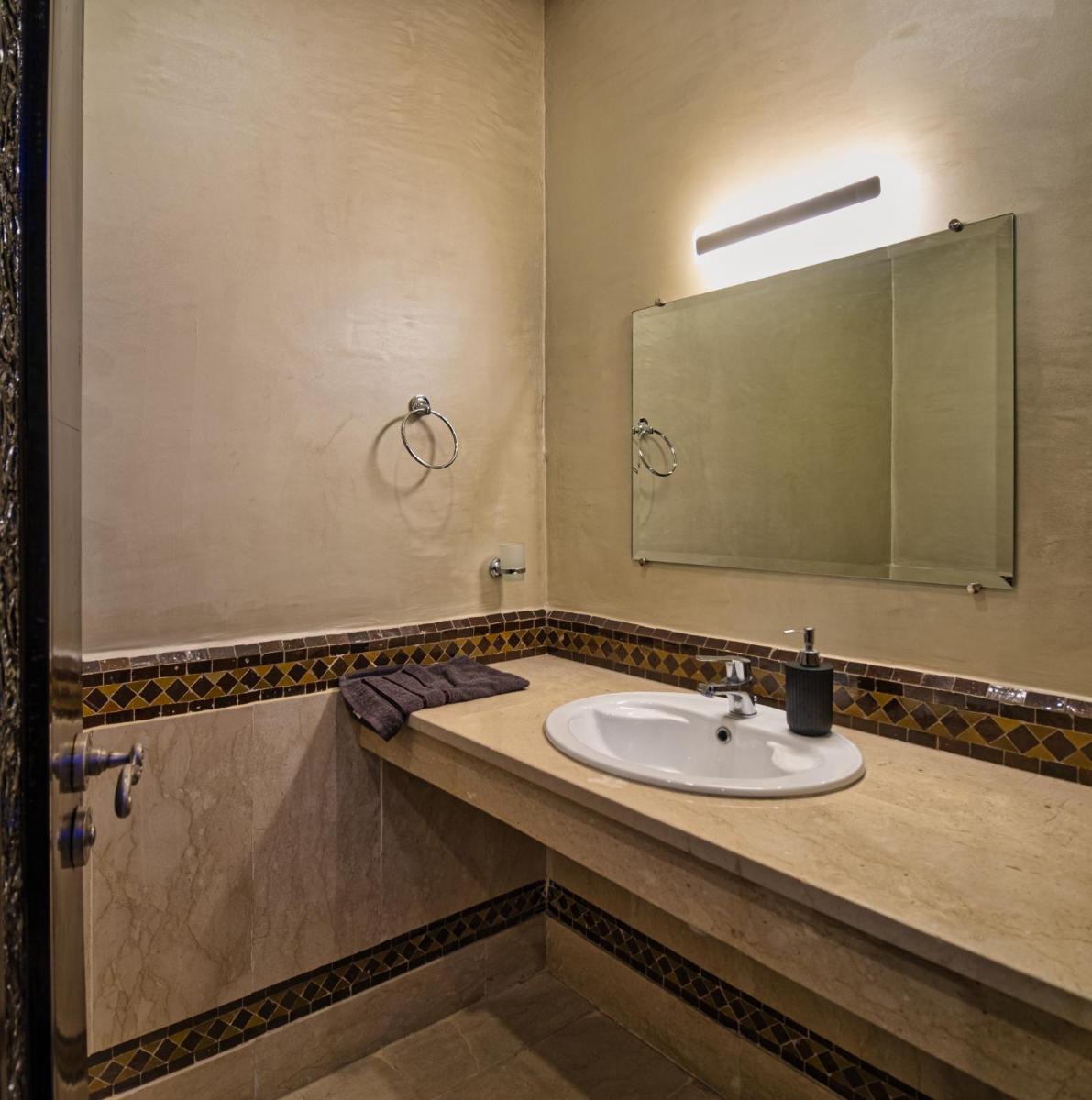 Harmony Inn Entire 2 bedroom apartment - Hizvo