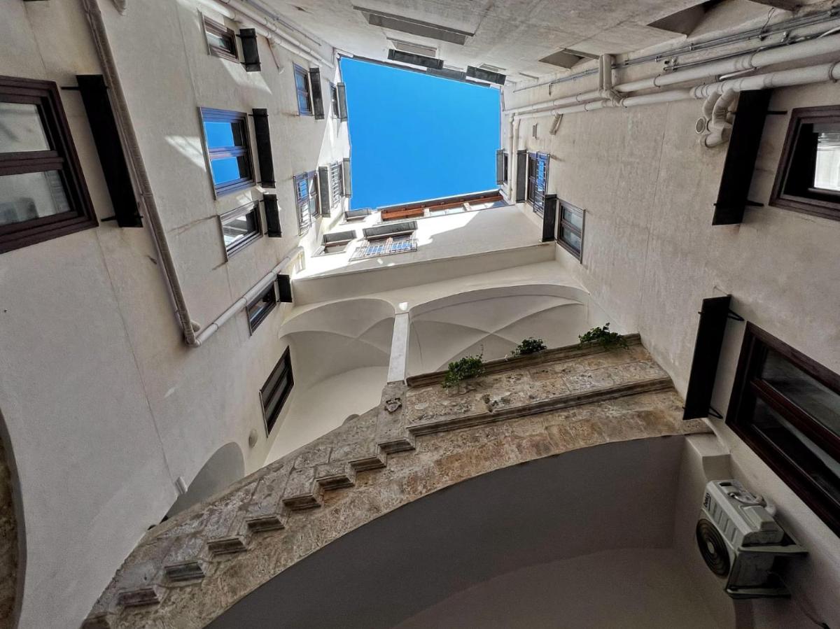 Suitetrails - Sant'Andrea - Luxury Rooms in Vucciria