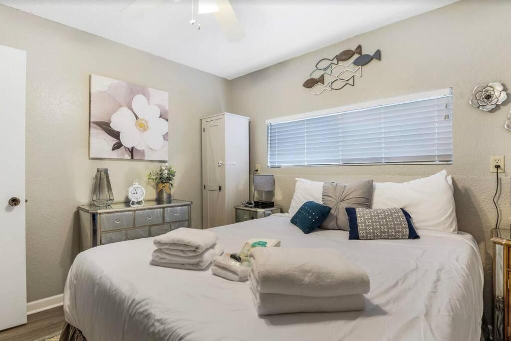 Weston Point - Housity