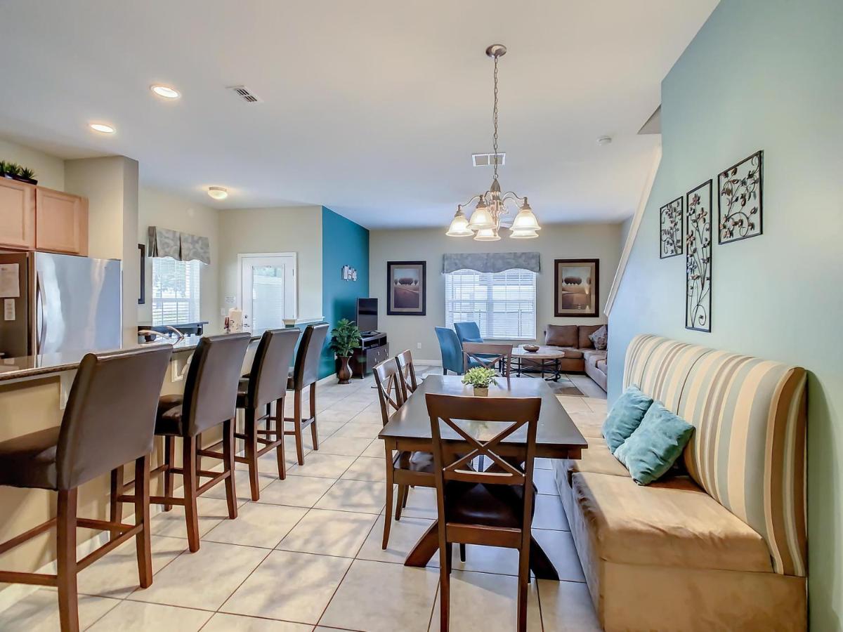 Paradise Palms Resort, Just Minutes From Disney!!!! - Housity