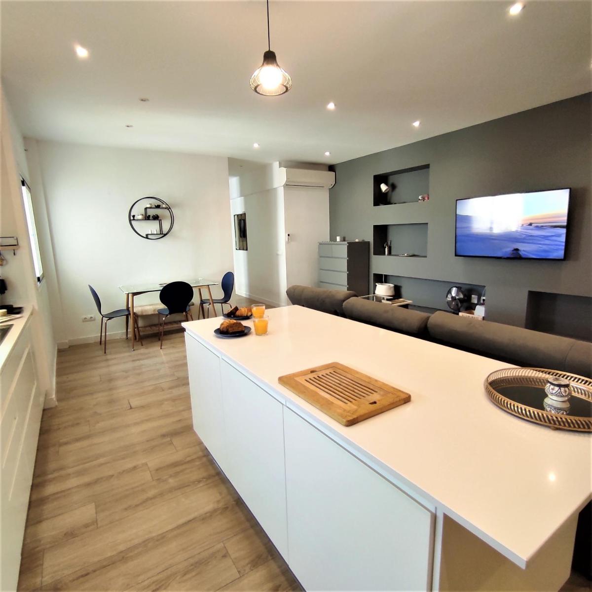 Ceffo s House - Housity