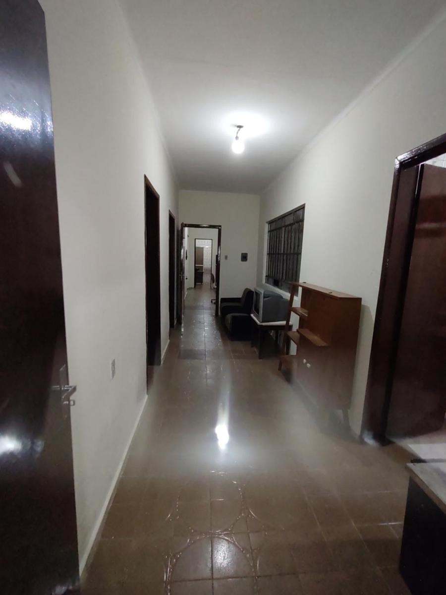 Casa Alojamento com garagem ,Bagé,RS, Brasil. - Housity