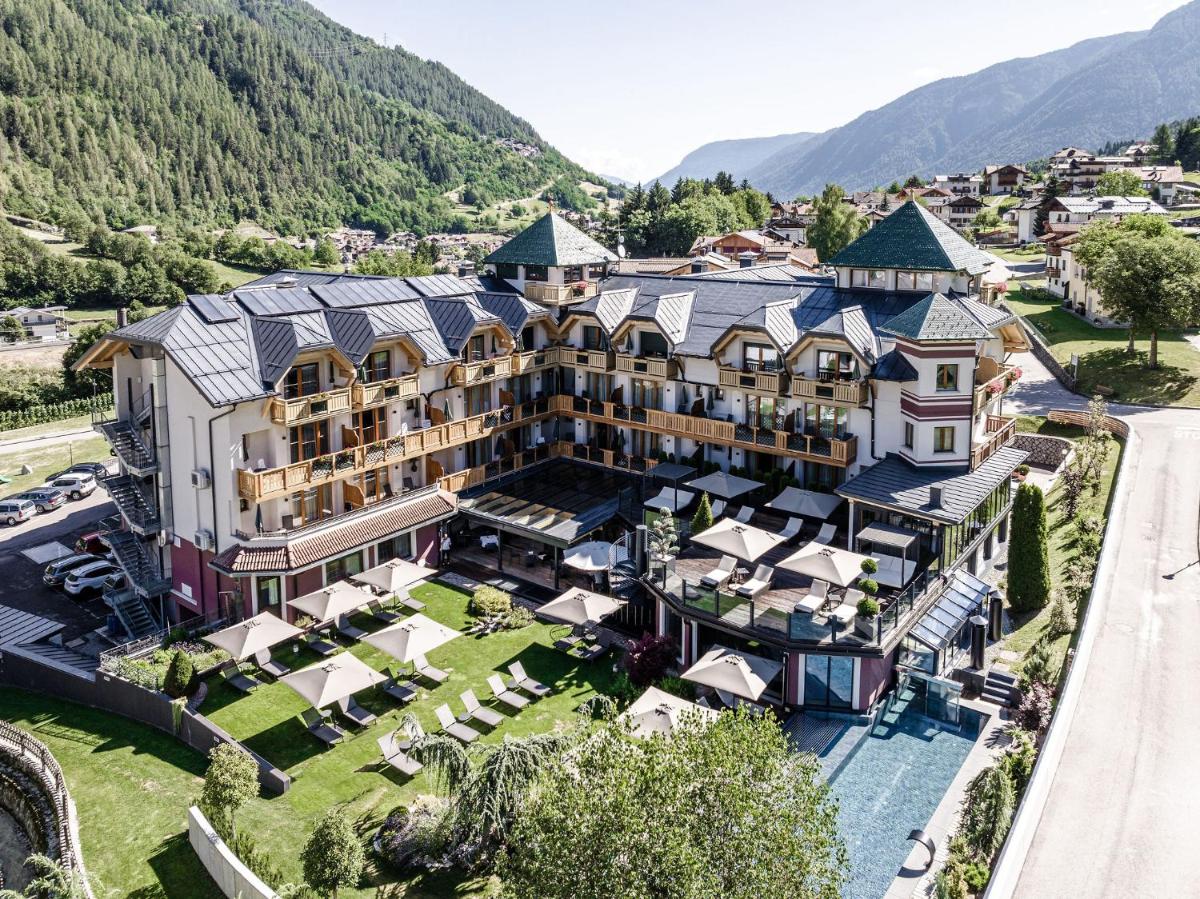 Tevini Dolomites Charming Hotel - Housity
