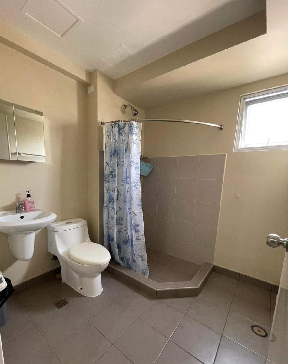 Avida Tower 1 bedroom Condo with Free parking - Housity