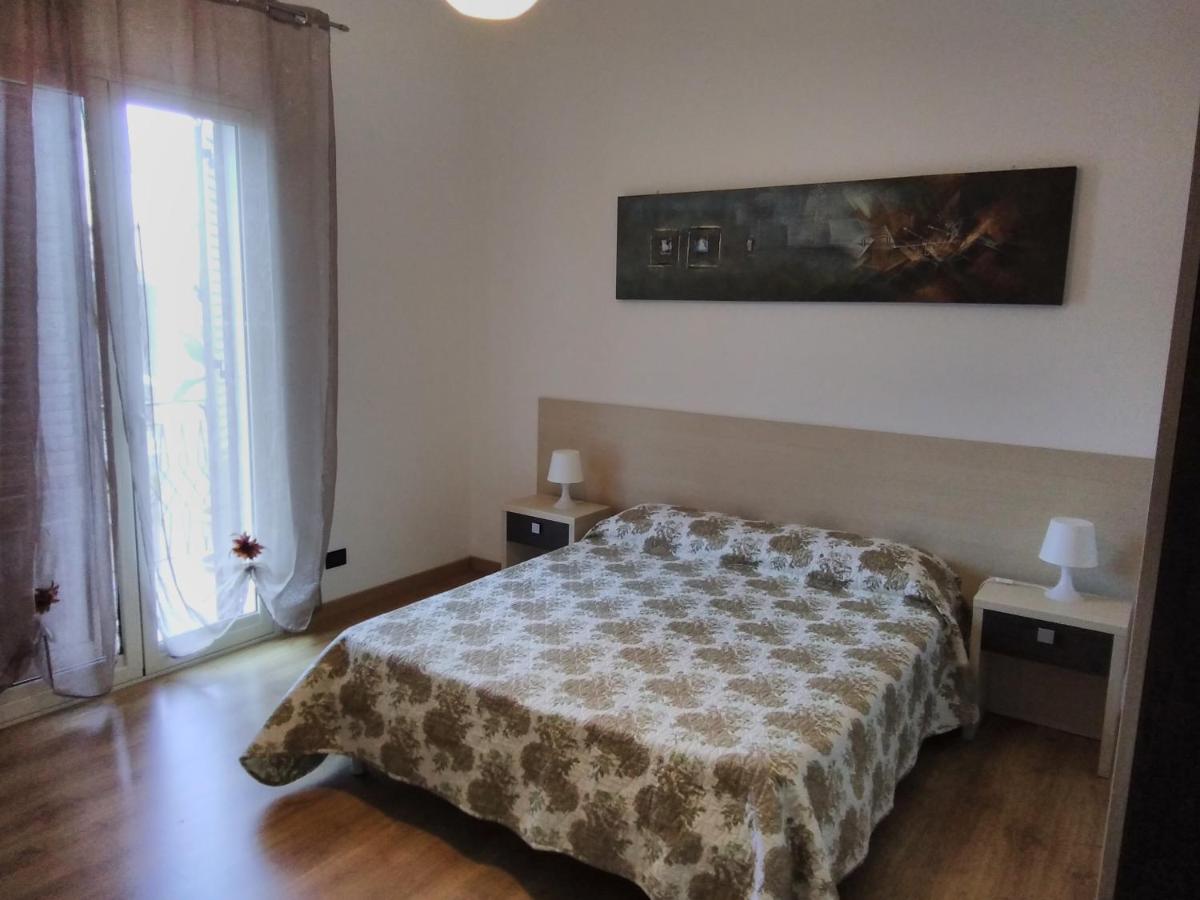 Case vacanze Vito e Alessia 96-01 Capaci PA - Housity