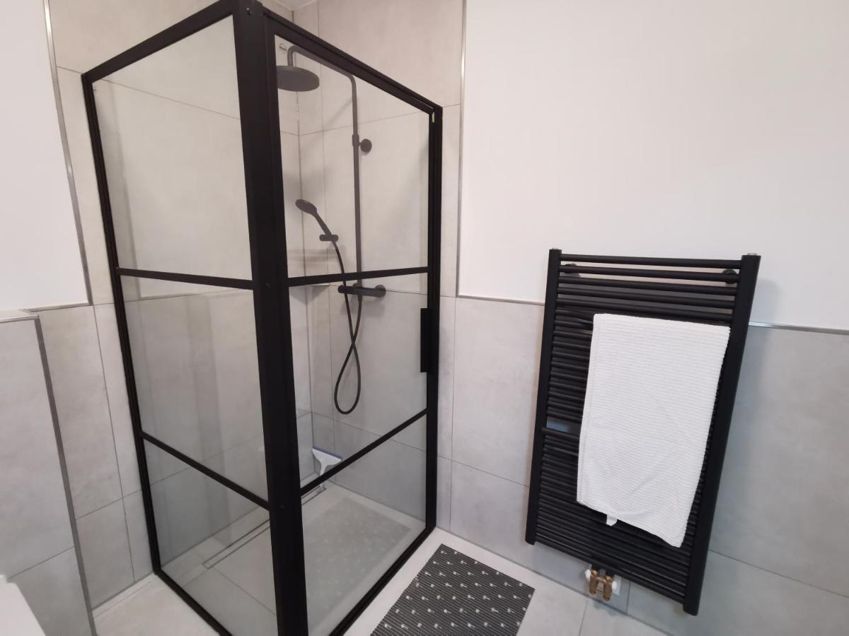 Renovierte Ferienwohnung in Nienburg Erichshagen - Housity