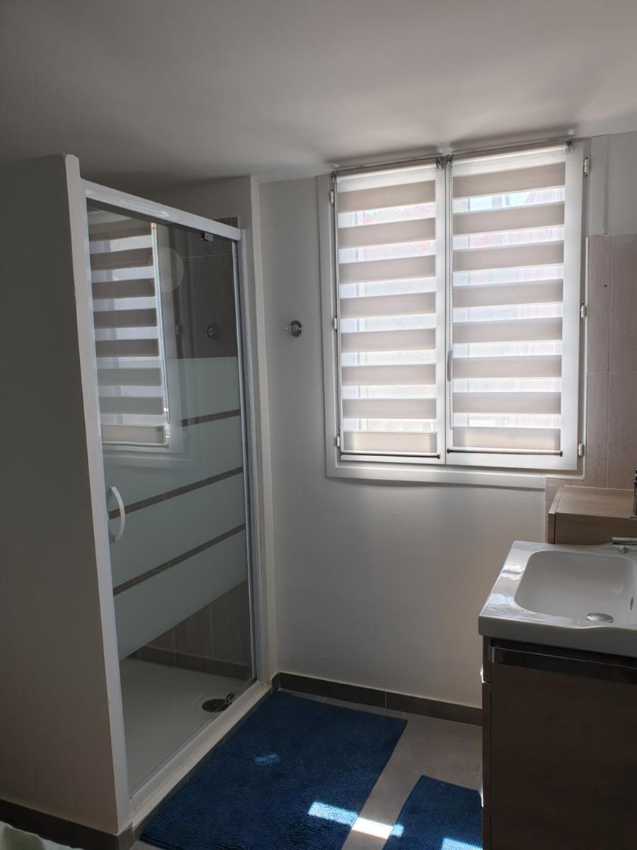 Adorable Romantique Maison d'hôte, piscine, wifi 4G, proche BEZIERS - Housity
