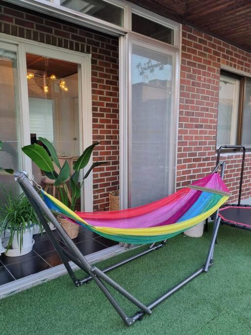 Hongdae Sky View Private Roof Garden House 2BR 2QB 1SSB Free WIFI Starbucks Capsule 외국인전용 - Housity