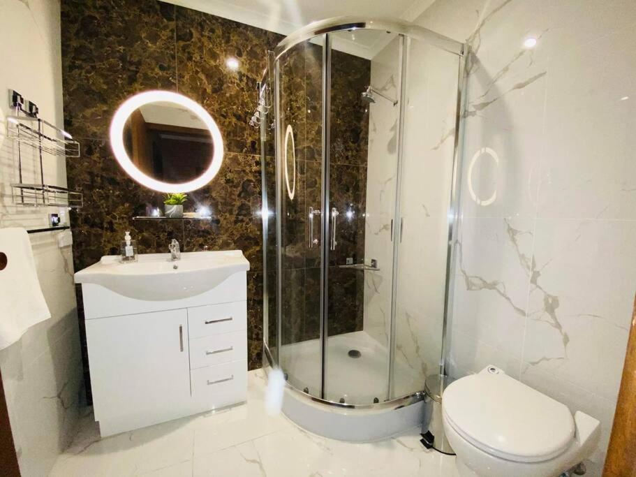 Grandview Melbourne Executive 2BR Apartment - Housity