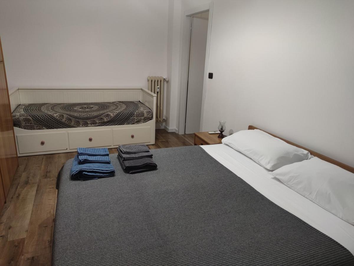 Intero appartamento Centocelle Roma. Affaccio Metro - Housity