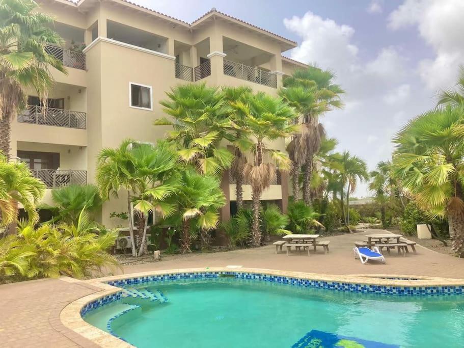Suitetrails - Lovely 2 Bedroom Apartment at Bon Bida