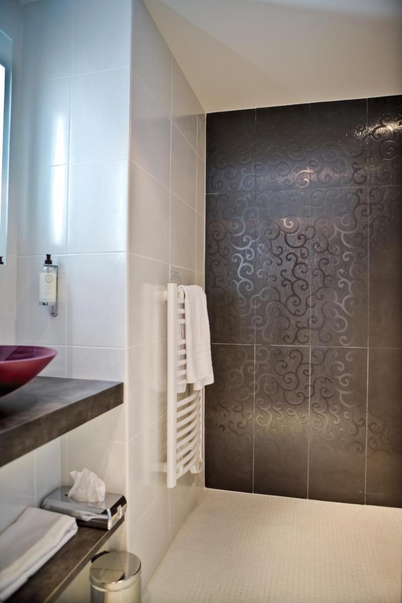 Salle de bains dans l'établissement Best Western Plus Villa Saint Antoine Hotel & Spa