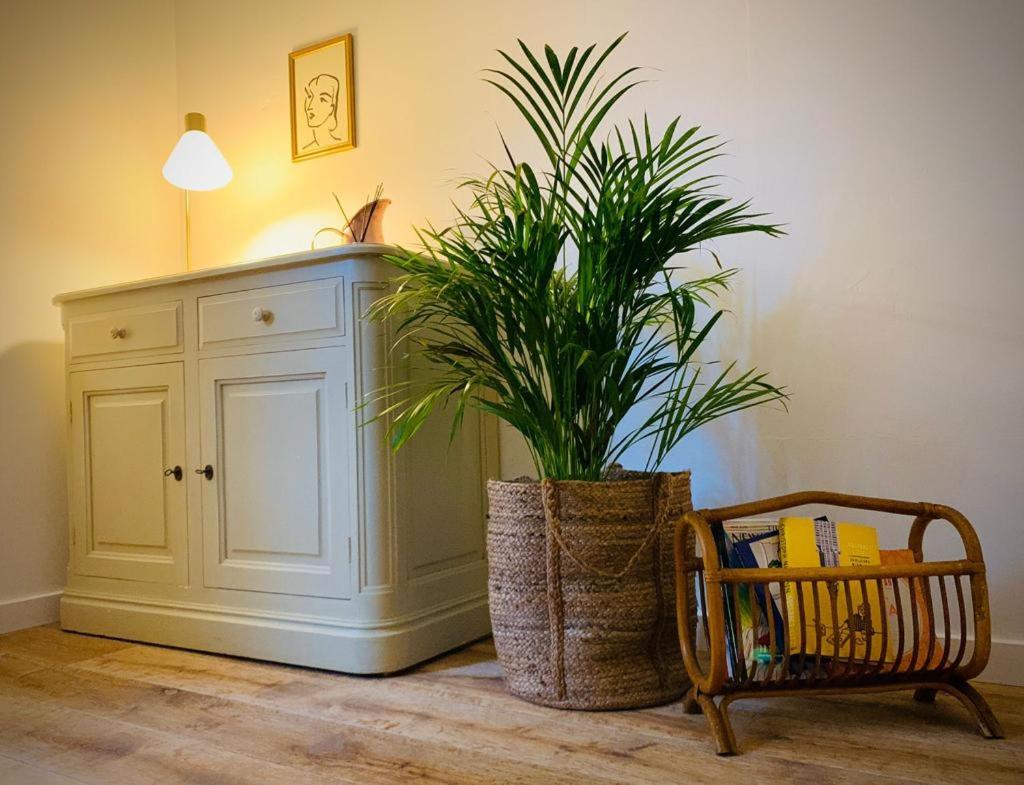 The Gate House & Winery - Housity