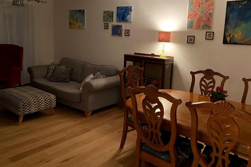 Lovely 3 Bedroom House in the centre of Lavenham - Housity