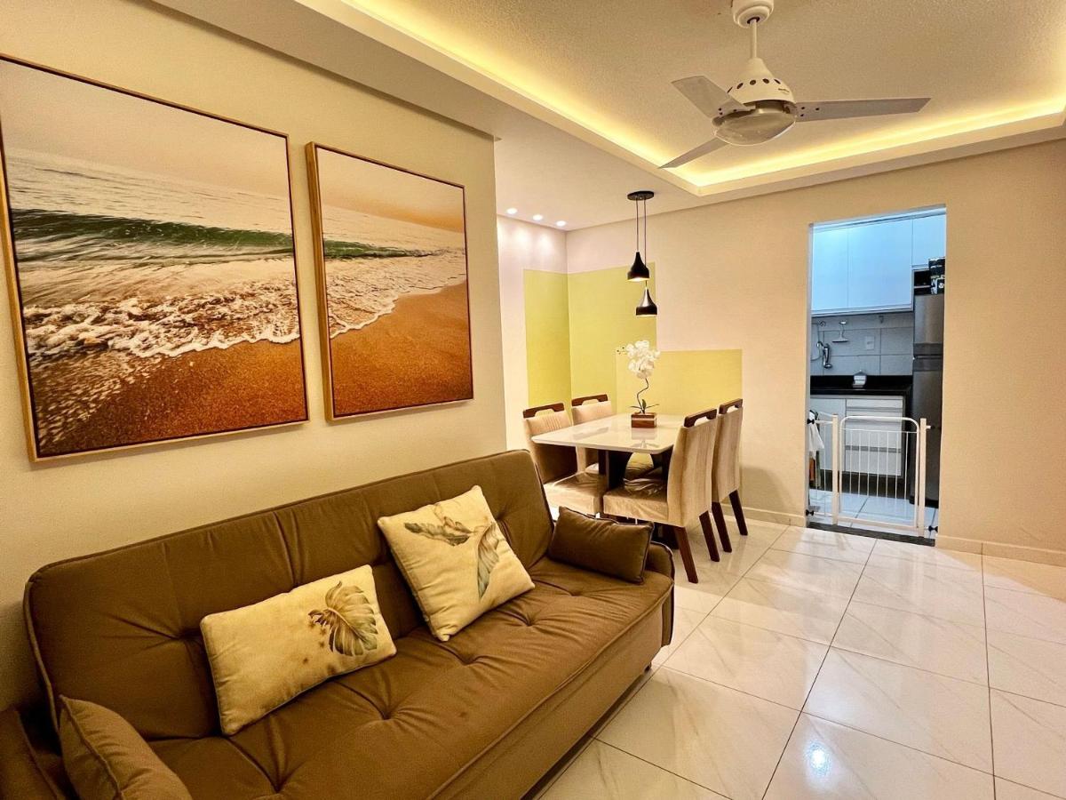 VOG ACQUA - Flor na PRAIA - Pé na Areia 2/4 com Ar - Housity