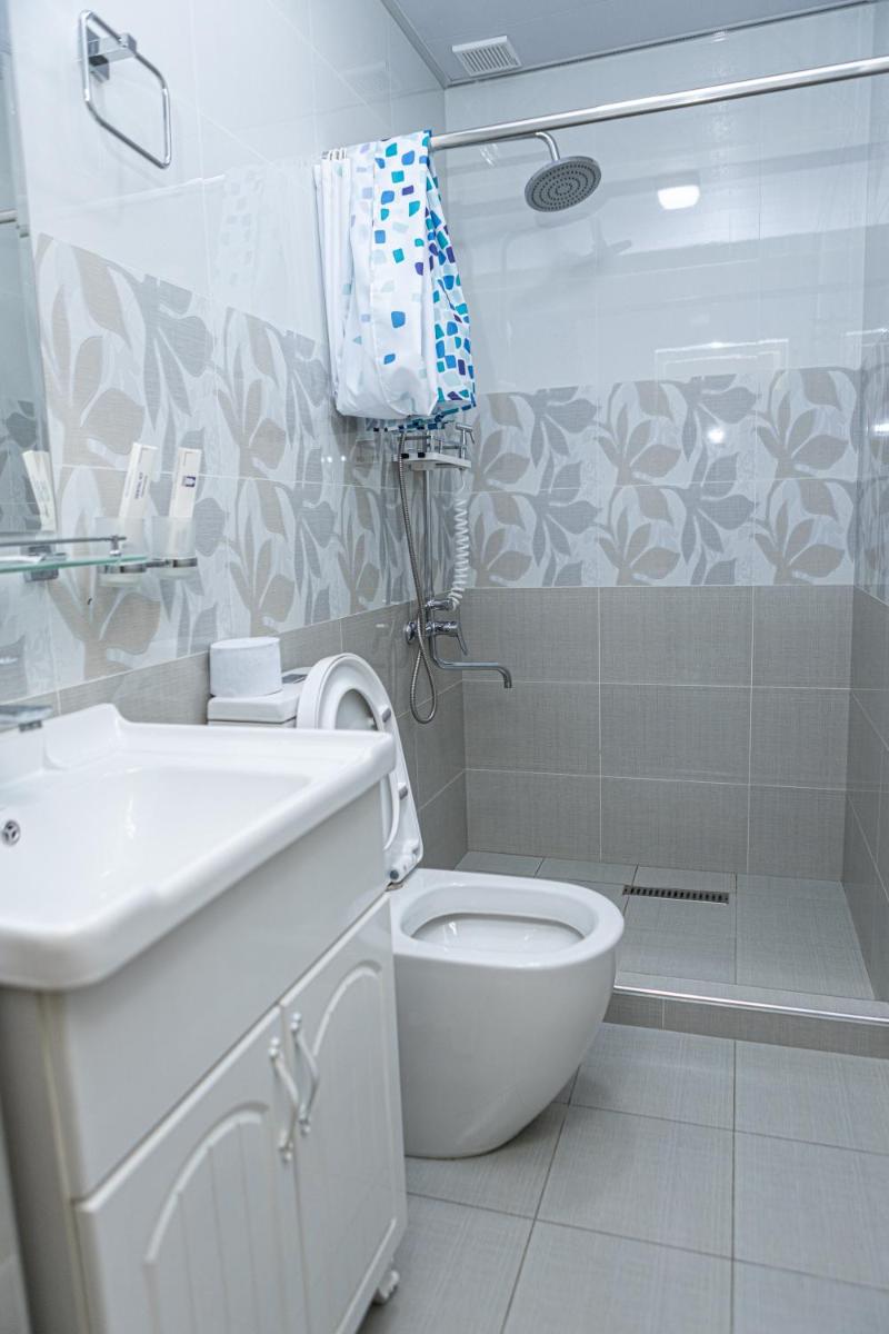 AHMAD HOTEL - Housity