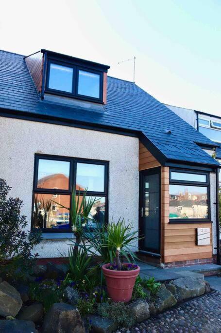Victoria Cottage - Housity