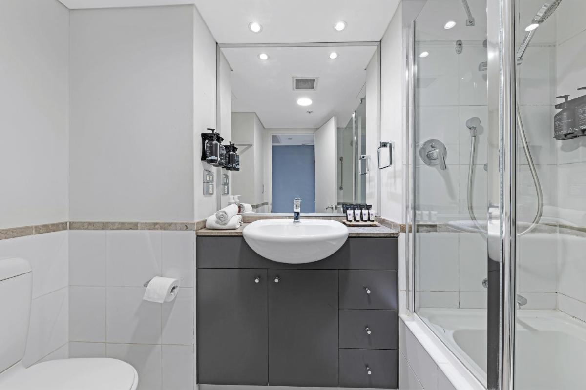 KOZYGURU Sydney CBD Freshly 1 Bed Studio NHA653-310 - Housity